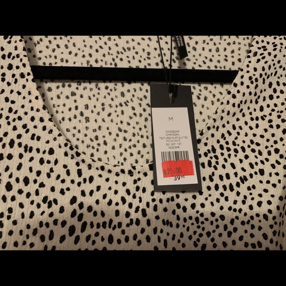 Dynamite cropped blouse - Picture 4 of 4